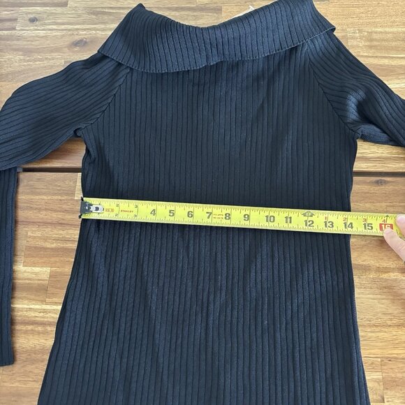 Cremieux Women’s Black Ribbed Sweater Top Sz L Dark Academia Preppy Minimalist - Picture 3 of 12